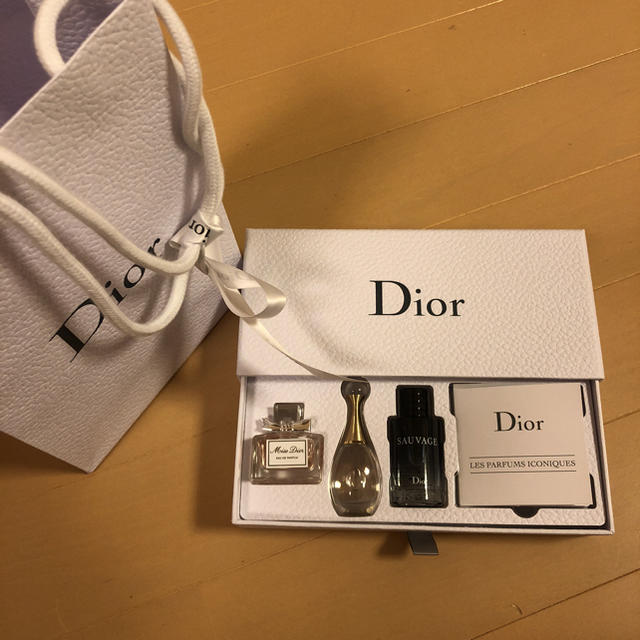Christian Dior(クリスチャンディオール)のクリスチャンディオール 香水バニティ コスメ/美容の香水(香水(女性用))の商品写真