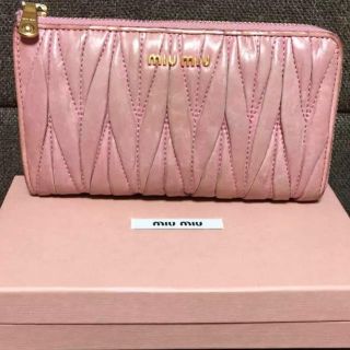 ミュウミュウ(miumiu)のミュウミュウ 長財布(長財布)