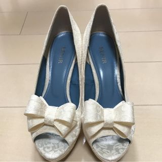 ヴェラウォン(Vera Wang)の値下げ！BENIR 23.5cm ウェディングシューズ 美品(ハイヒール/パンプス)