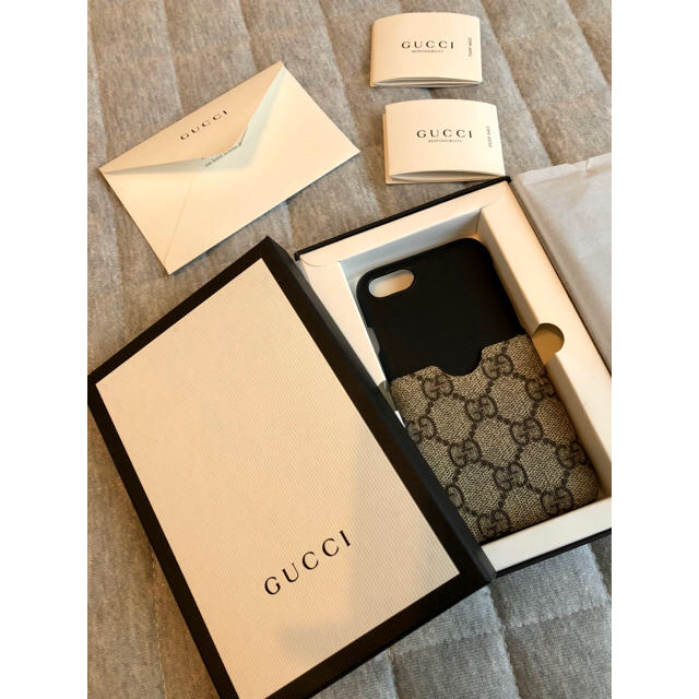 Gucci - 【MYUMYU007様専用】GUCCI iPhoneケースの通販 by ❤︎｜グッチならラクマ