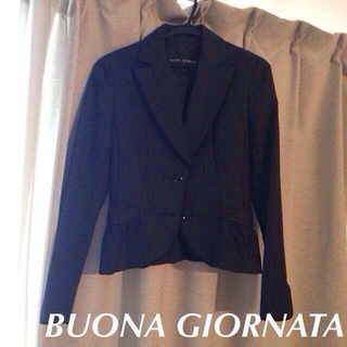 ボナジョルナータ(BUONA GIORNATA)のパンツスーツ(スーツ)