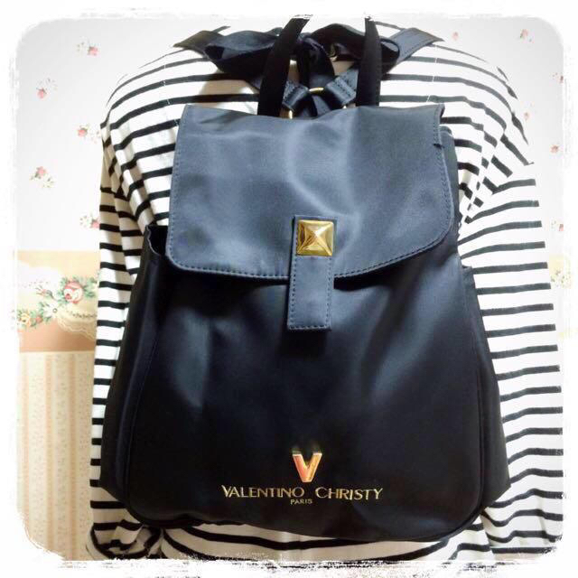VALENTINO(ヴァレンティノ)のVALENTINO CHRISTY レディースのバッグ(リュック/バックパック)の商品写真