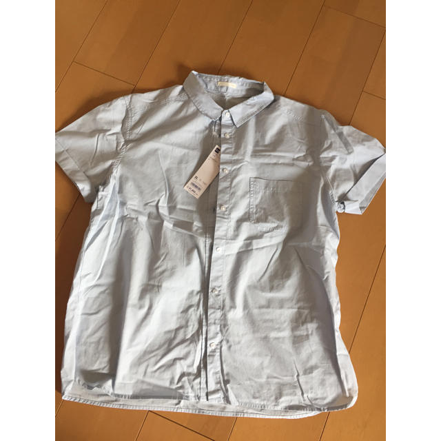 GU(ジーユー)のGU ロールアップシャツ レディースのトップス(シャツ/ブラウス(半袖/袖なし))の商品写真