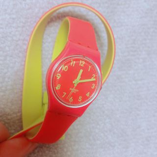 スウォッチ(swatch)のスウォッチ＊ロングラバーベルト蛍光ピンク腕時計＊swatch＊(腕時計)