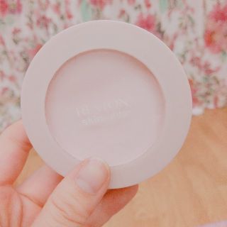 レブロン(REVLON)のREVLON・プレストパウダー(ピンク)(フェイスパウダー)