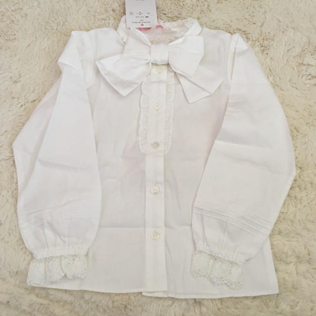 Shirley Temple(シャーリーテンプル)の新品  シャーリーテンプル   ブラウス  110 キッズ/ベビー/マタニティのキッズ服女の子用(90cm~)(Tシャツ/カットソー)の商品写真