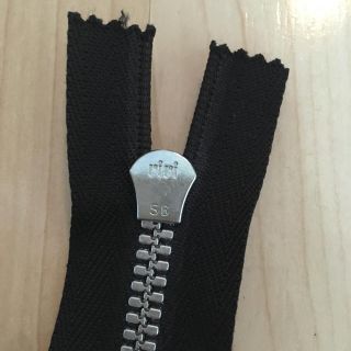 ririファスナー 15㎝ リリジップzip 40本セット付属 素材ブラック 黒