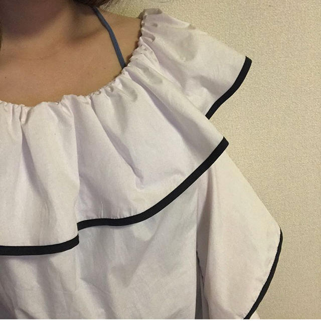 Lochie(ロキエ)のfrill design blouse ♥ レディースのトップス(シャツ/ブラウス(長袖/七分))の商品写真