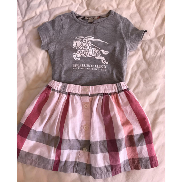 BURBERRY(バーバリー)のバーバリー キッズTシャツ ６Ｙ キッズ/ベビー/マタニティのキッズ服女の子用(90cm~)(Tシャツ/カットソー)の商品写真