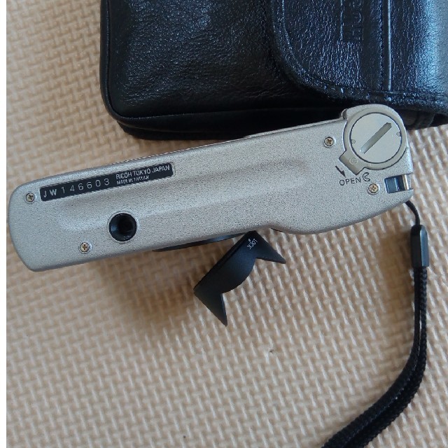 RICOH(リコー)のRICOH GR1S美品☆フィルムコンパクトカメラ スマホ/家電/カメラのカメラ(フィルムカメラ)の商品写真