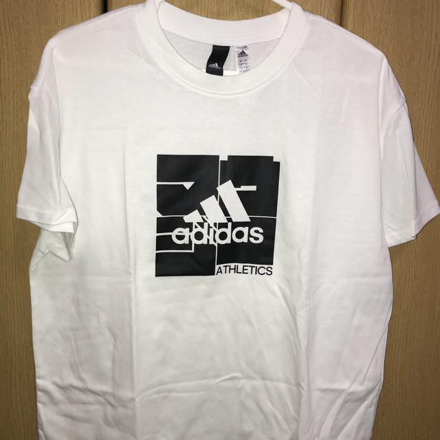 moussy(マウジー)の新品 moussy×adidas  半袖 レディースのトップス(Tシャツ(半袖/袖なし))の商品写真