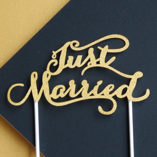 ウェディング結婚式ケーキトッパー justmarried金ゴールドラメ (その他)