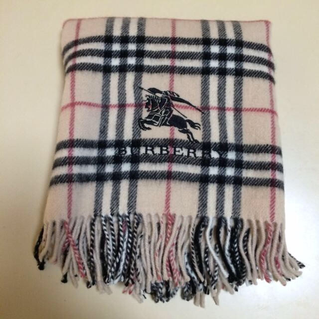 BURBERRY ☆新品☆バーバリーひざ掛けの通販 by くり's shop｜バーバリーならラクマ