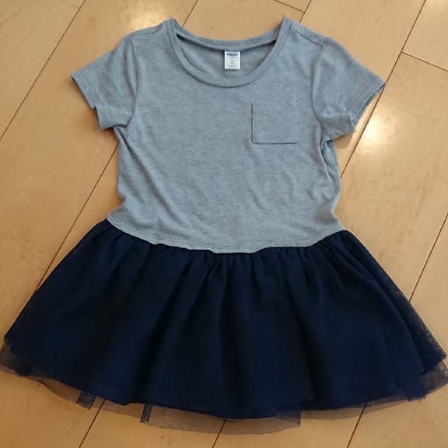 Old Navy(オールドネイビー)のKIDSワンピース キッズ/ベビー/マタニティのキッズ服女の子用(90cm~)(ワンピース)の商品写真