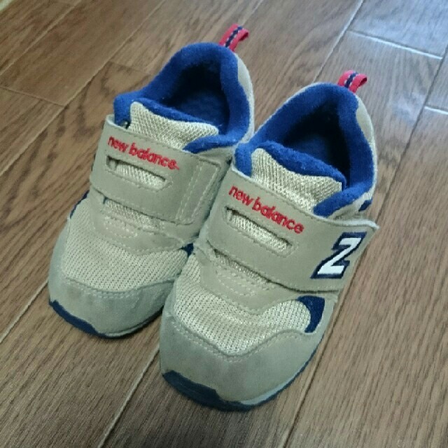 New Balance(ニューバランス)の15.5㎝ New Balance キッズスニーカー  キッズ/ベビー/マタニティのキッズ靴/シューズ(15cm~)(スニーカー)の商品写真