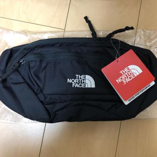 ザノースフェイス(THE NORTH FACE)の込み 完売品 店舗限定 ノースフェイス RHEA  3.5Ｌ ブラック 黒(ボディバッグ/ウエストポーチ)