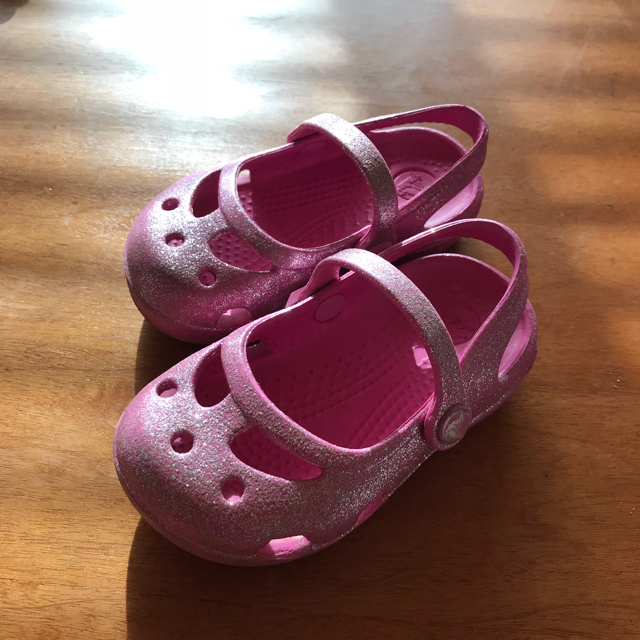 crocs(クロックス)のテレタビーズ様専用❁ クロックス C5 女の子 キッズ/ベビー/マタニティのベビー靴/シューズ(~14cm)(サンダル)の商品写真