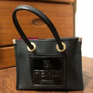 フェンディ(FENDI)のFENDI ミニバッグ（ポーチ）(ポーチ)