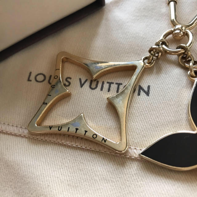 LOUIS VUITTON(ルイヴィトン)のルイヴィトン バッグキーチェーン チャーム ハンドメイドのファッション小物(バッグチャーム)の商品写真