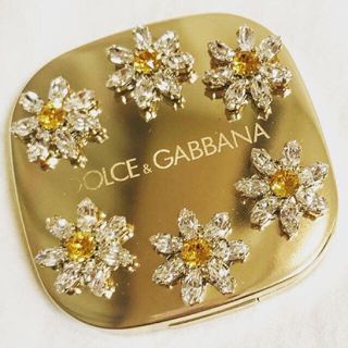 ドルチェアンドガッバーナ(DOLCE&GABBANA)のドルガバ 伊勢丹限定 ビジュー付きアイシャドー142(アイシャドウ)