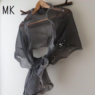 ミッシェルクラン(MICHEL KLEIN)のMK ミッシェルクラン　パール ドレス スカーフ ワンピース上に(ストール/パシュミナ)