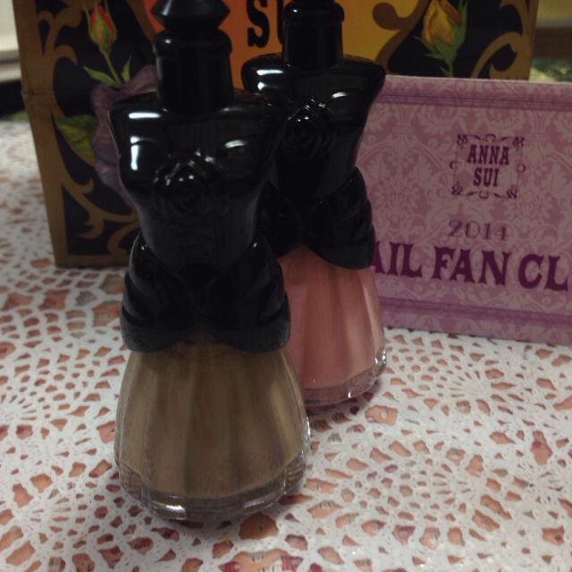 ANNA SUI(アナスイ)のANNA SUI マニキュア×2色セット コスメ/美容のネイル(その他)の商品写真