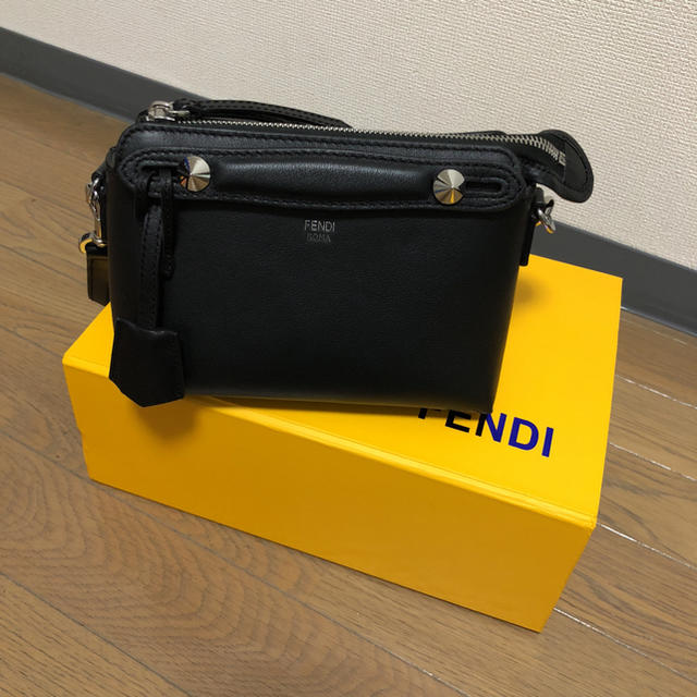 FENDI(フェンディ)のフェンディ  バイザウェイ ミニ レディースのバッグ(ショルダーバッグ)の商品写真