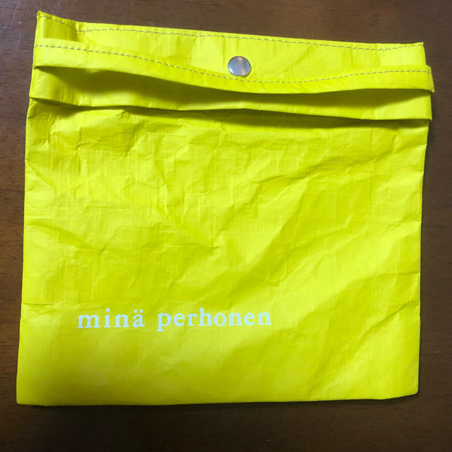 mina perhonen(ミナペルホネン)のミナペルホネン ショップバッグ レディースのバッグ(ショップ袋)の商品写真