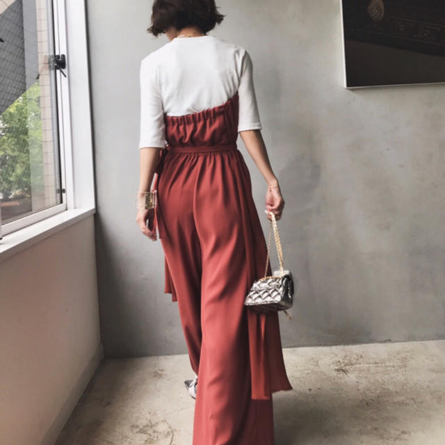 Ameri VINTAGE(アメリヴィンテージ)の【完売商品】OVER HIGH WAIST LIKE PANTS レディースのパンツ(オールインワン)の商品写真