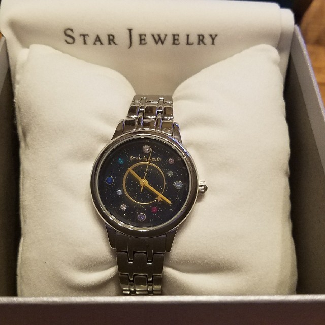 STAR JEWELRY(スタージュエリー)のSTAR JEWELRY　数量限定腕時計 レディースのファッション小物(腕時計)の商品写真