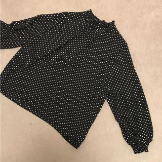 イング(INGNI)のまーりね様専用！INGNI ドット柄シフォンブラウス 黒M(シャツ/ブラウス(長袖/七分))