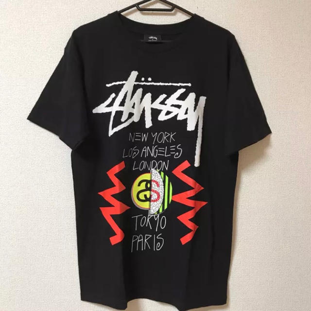 STUSSY - 【新品未使用】STUSSY  ワールドツアーTシャツ 多数出品中！