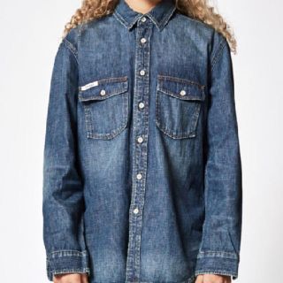 フィアオブゴッド(FEAR OF GOD)のEssentialsDenimLongSleeveButtonUpShirtL (シャツ)