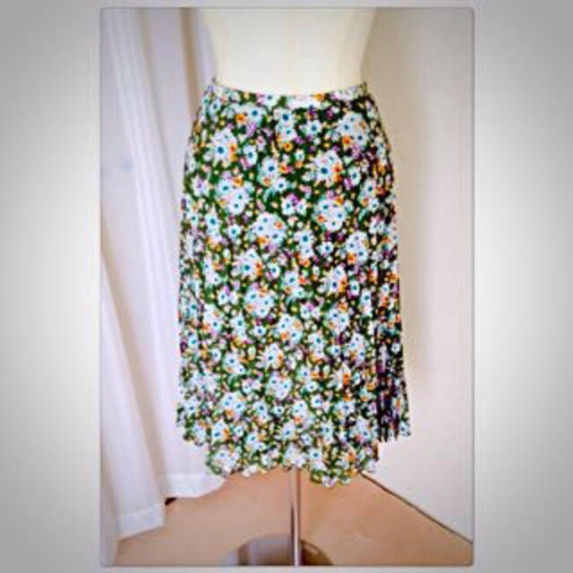 Lois CRAYON(ロイスクレヨン)のLois CRAYON☆プリーツスカート レディースのスカート(ひざ丈スカート)の商品写真