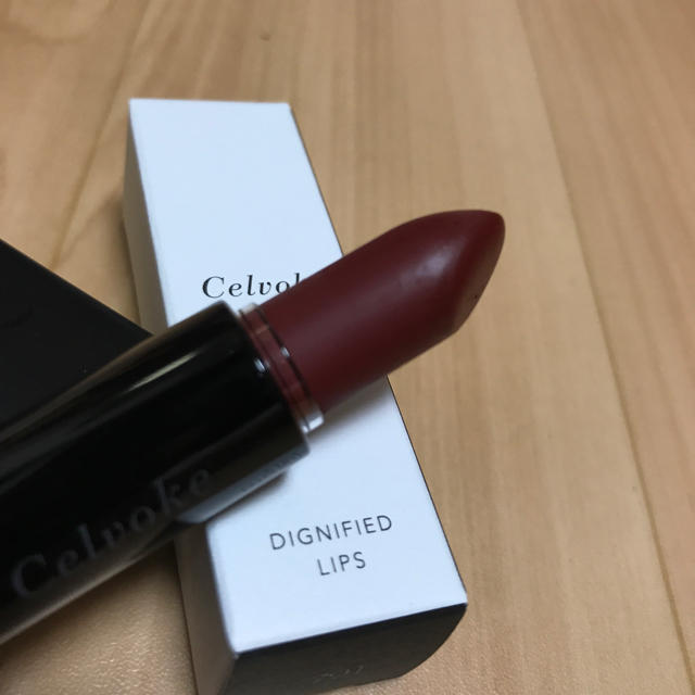 Cosme Kitchen(コスメキッチン)のセルヴォーク ディグニファイドリップス 11 dark red コスメ/美容のベースメイク/化粧品(口紅)の商品写真