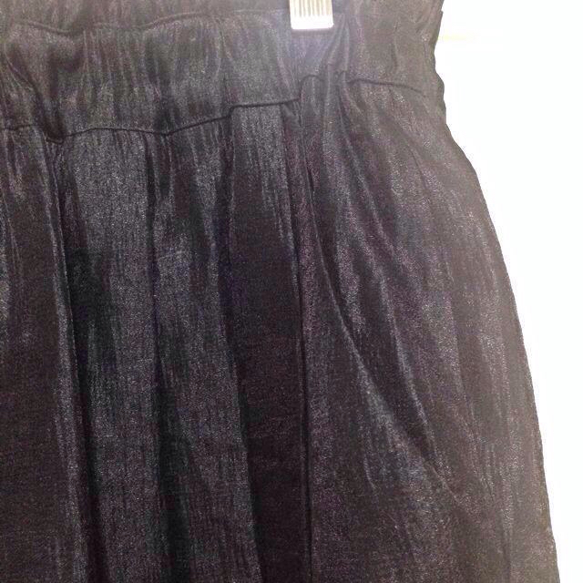 FRAY I.D(フレイアイディー)のFRAY ID コクーンスカート レディースのスカート(ひざ丈スカート)の商品写真