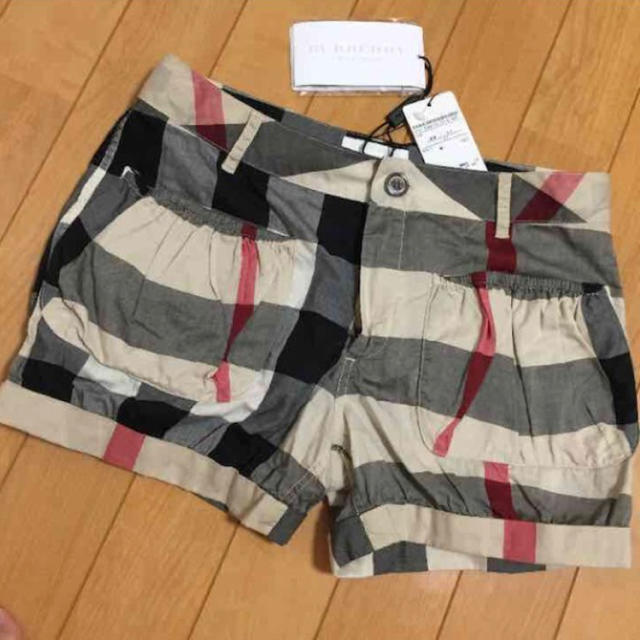 BURBERRY(バーバリー)のバーバリー タグ付きショーパン キッズ/ベビー/マタニティのキッズ服女の子用(90cm~)(パンツ/スパッツ)の商品写真