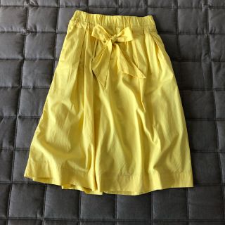 ザラ(ZARA)のZARA ミディアムスカート(ひざ丈スカート)