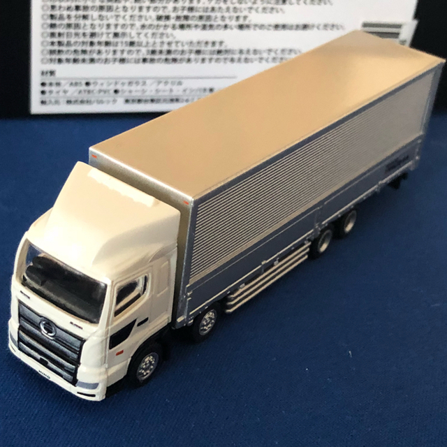 新型ミニカー1/116日野プロフィア日野自動車特注限定品非売品未使用品、新品 エンタメ/ホビーのおもちゃ/ぬいぐるみ(ミニカー)の商品写真