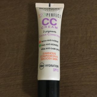 ブルジョワ(bourjois)のブルジョワ CCクリーム 52 ライトベージュ(ファンデーション)