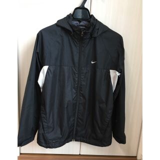 ナイキ(NIKE)の【えりくっく様 専用】NIKE  ウインドブレーカー   140(ジャケット/上着)