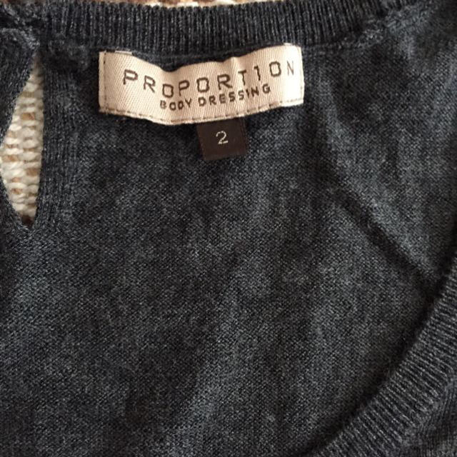 PROPORTION BODY DRESSING(プロポーションボディドレッシング)のダークグレー ニット レディースのトップス(ニット/セーター)の商品写真