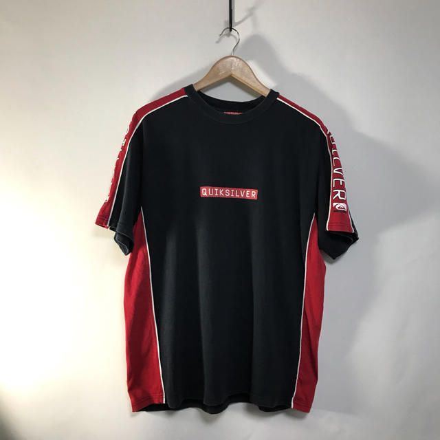 QUIKSILVER(クイックシルバー)の【SALE】QUIK SILVER-Boxlogo Sleeve Print T メンズのトップス(Tシャツ/カットソー(半袖/袖なし))の商品写真