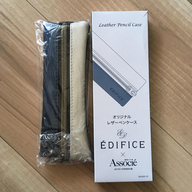 EDIFICE(エディフィス)のEDIFICE 手帳に付けられるペンケース メンズのファッション小物(その他)の商品写真