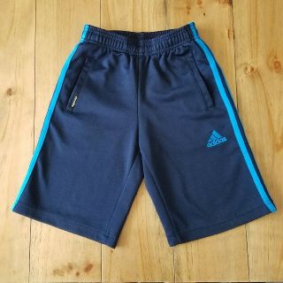 アディダス(adidas)のアディダス　130 ハーフパンツ ジャージ(パンツ/スパッツ)