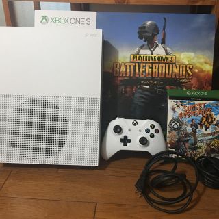 エックスボックス(Xbox)のxbox one s(家庭用ゲーム機本体)