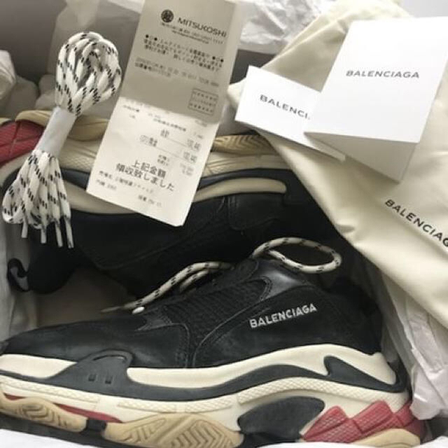 【送料無料(一部地域を除く)】 Balenciaga - BALENCIAGA triple s スニーカー 【送料無料(一部地域を除く)】 Balenciaga - BALENCIAGA triple s スニーカー