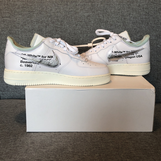 NIKE(ナイキ)の5/31迄 AIR FORCE1 OFF-WHITE COMPLEXCON 限定 メンズの靴/シューズ(スニーカー)の商品写真