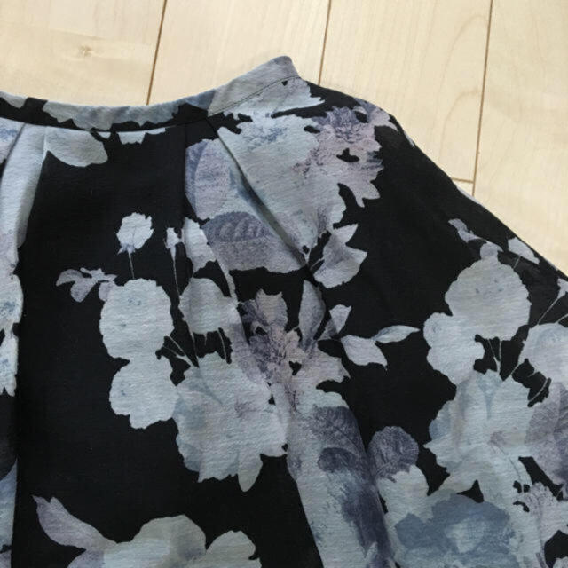 31 Sons de mode(トランテアンソンドゥモード)の花柄シフォンスカート♡ レディースのスカート(ひざ丈スカート)の商品写真