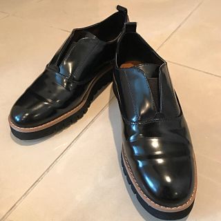 ザラ(ZARA)のZARA ザラ 靴 黒 おじ靴 オックスフォード ソールアップ (ローファー/革靴)